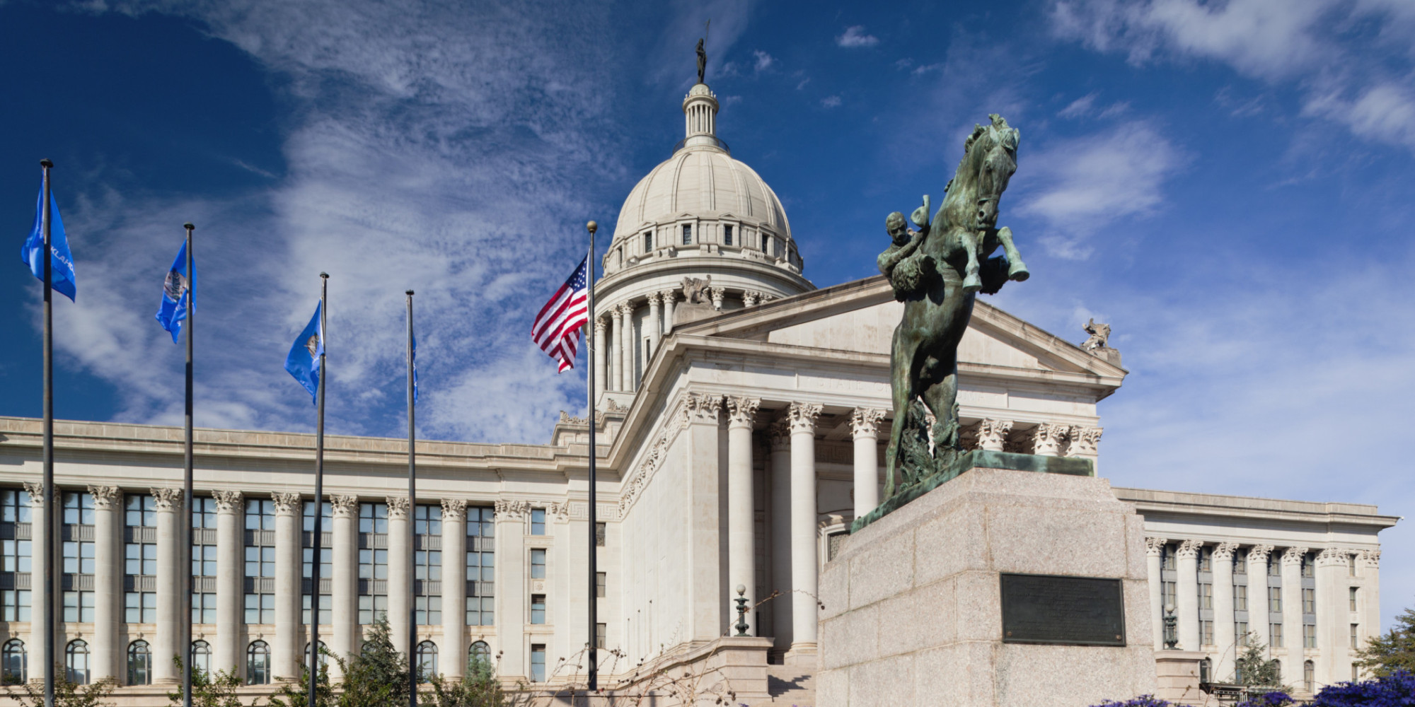 o-OKLAHOMA-STATE-CAPITOL-BUILDING-facebook